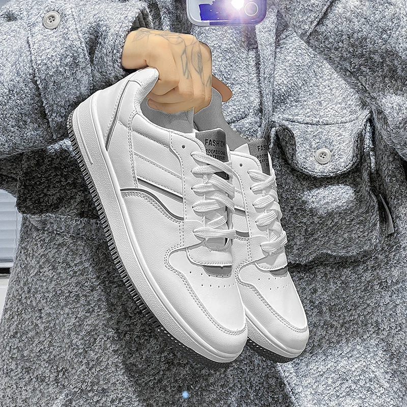 秋季男鞋厚底休闲运动鞋子男士耐磨工装小白鞋男款跑步板鞋男潮鞋