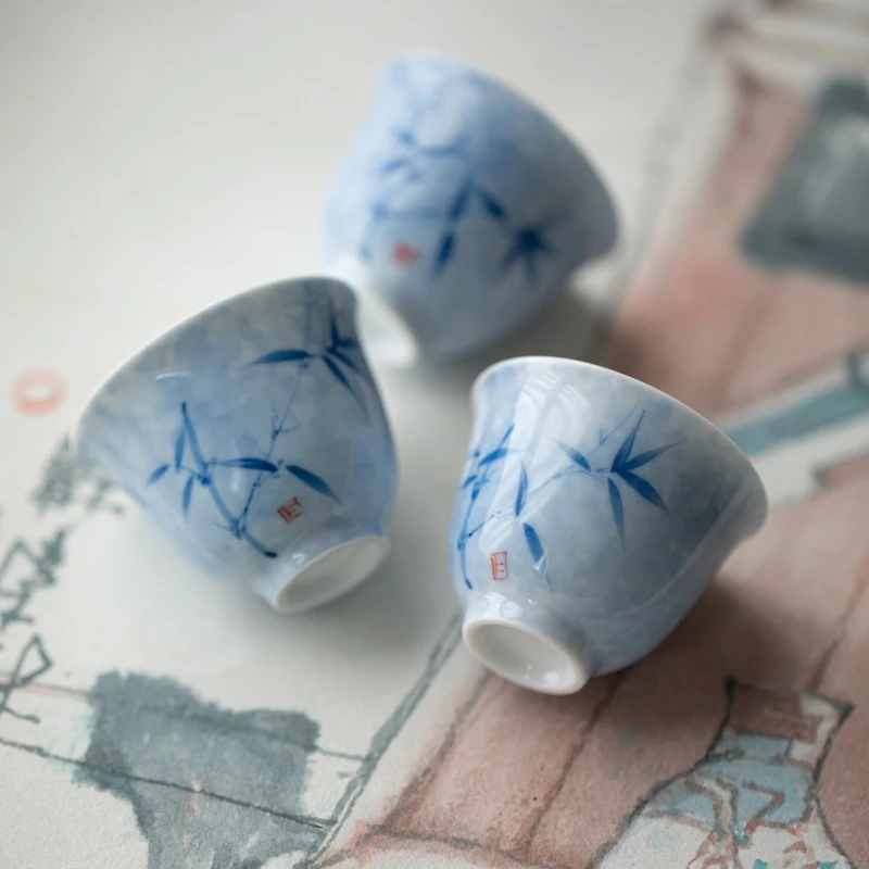 手绘青花竹子洒蓝釉下彩品茗杯功夫茶具陶瓷单杯家用茶杯望月杯