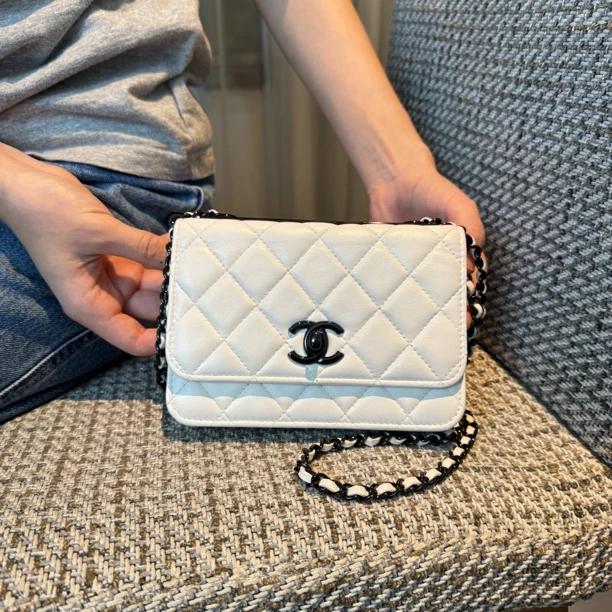 95新 Chanel/香奈儿 上海包展/cc 迷你woc包/成色直播间为准