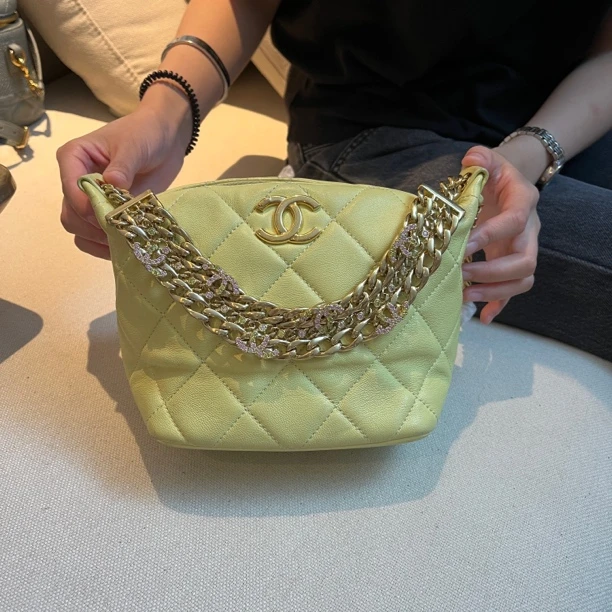 95新 Chanel/香奈儿 苏州包展/水钻饭盒包/成色直播间为准
