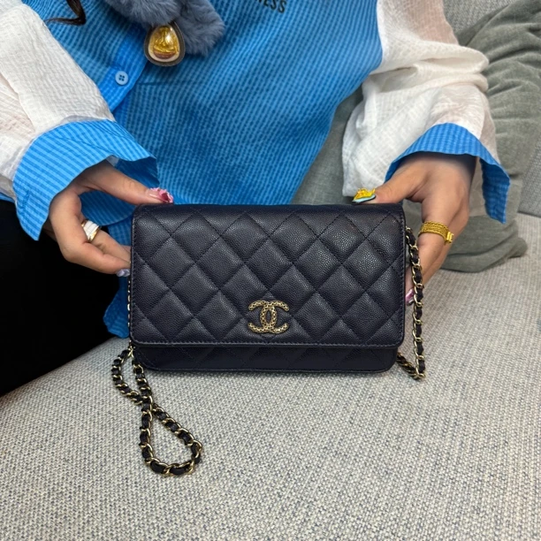 95新 Chanel/香奈儿 苏州包展/雕花logo woc包/成色直播间为准