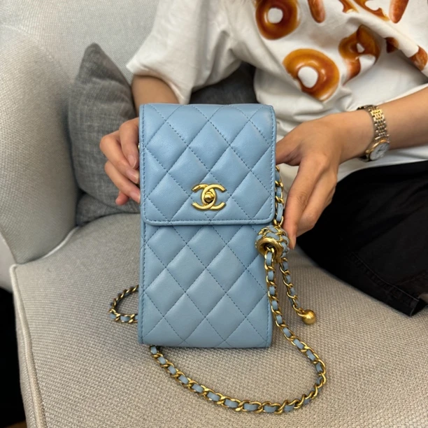 95新 Chanel/香奈儿 苏州包展/核桃手机包/成色直播间为准