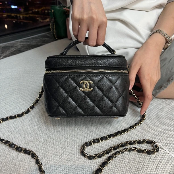 95新  苏州包展/Chanel香奈儿 手提化妆包/成色直播间为准