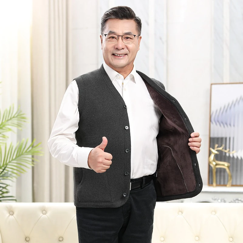 秋冬新款男士马甲加绒保暖宽松坎肩中老年男装休闲马夹爸爸装上衣