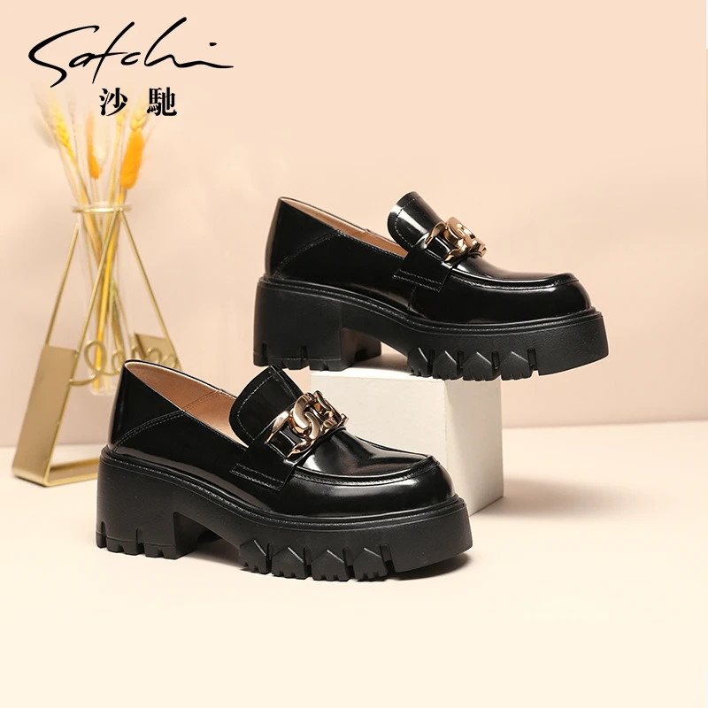 沙驰女鞋黑色春秋季新款厚底增高乐福鞋百搭粗跟中跟小皮鞋单鞋女