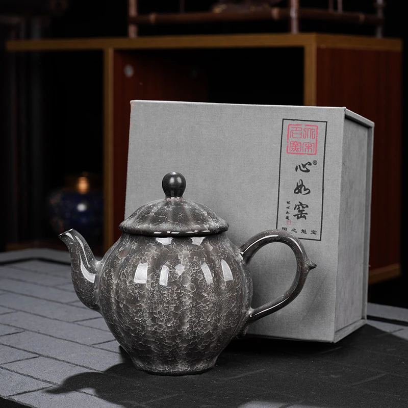 大宋名窑林心如 原矿汝窑单杯新奇特泡任何茶开片可养菊瓣壶
