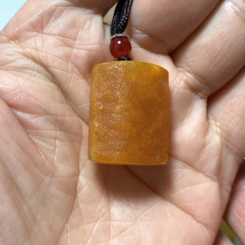 【闪购商品】蜜蜡颈饰未镶嵌