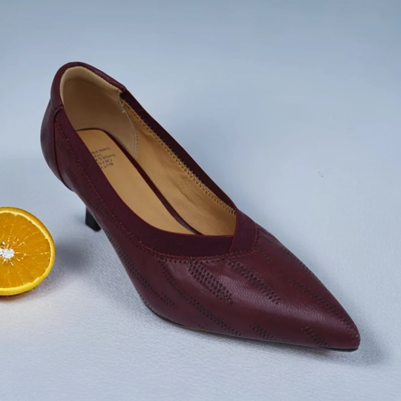 女士真皮休闲单鞋四季气质百搭女鞋头层牛皮内里羊皮鞋面细跟高跟