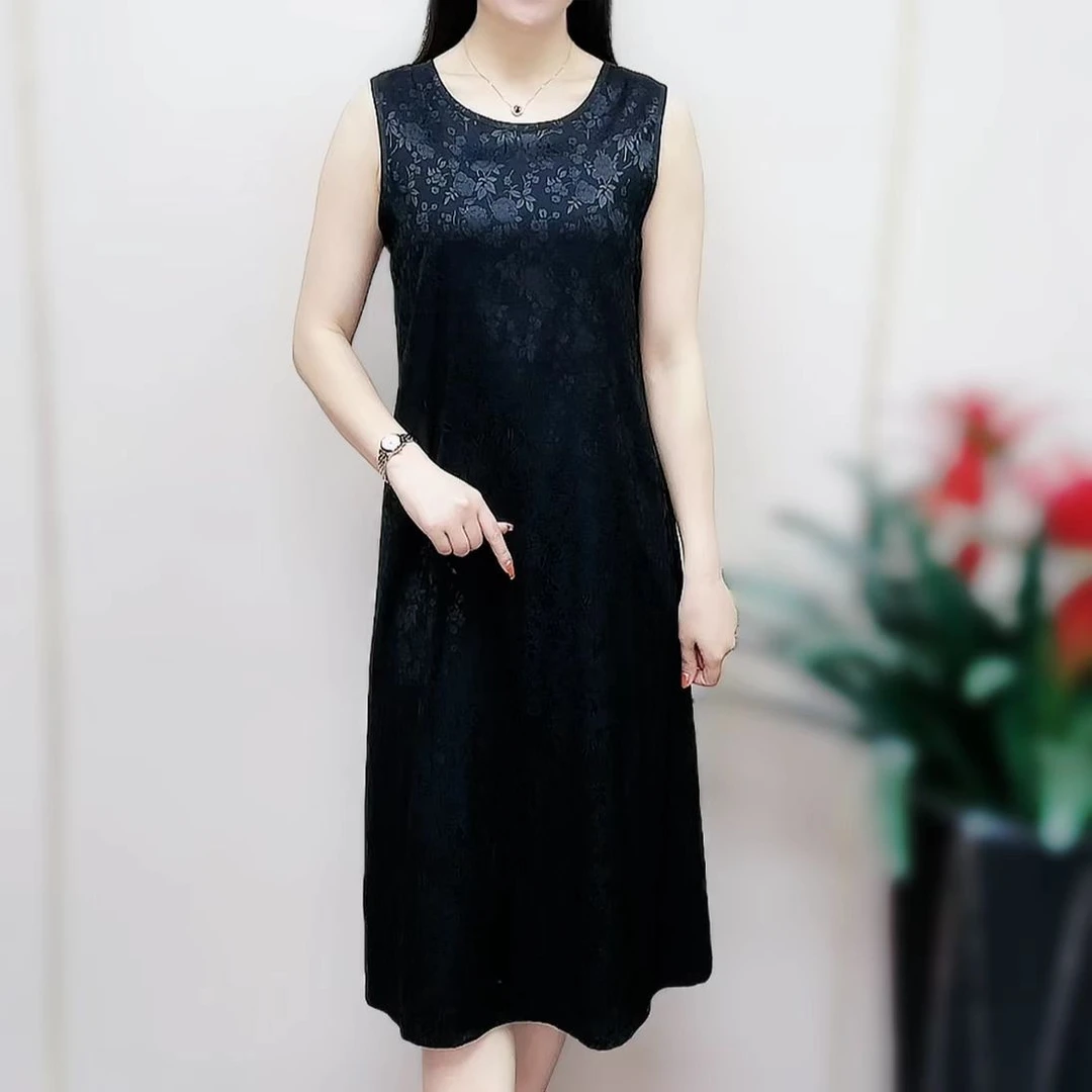 夏季女无袖宽肩背心连衣裙时尚气质圆领显瘦纯色大码打底中长款