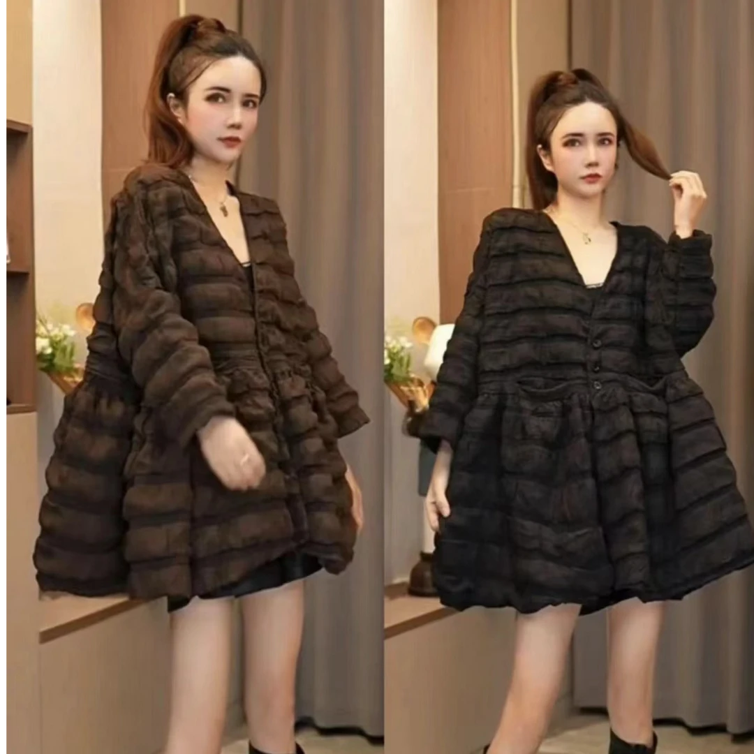 9204秋季新款洋气宽松V领3粒扣褶褶棉服外套