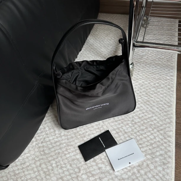 95新  上海自播/大王单肩包