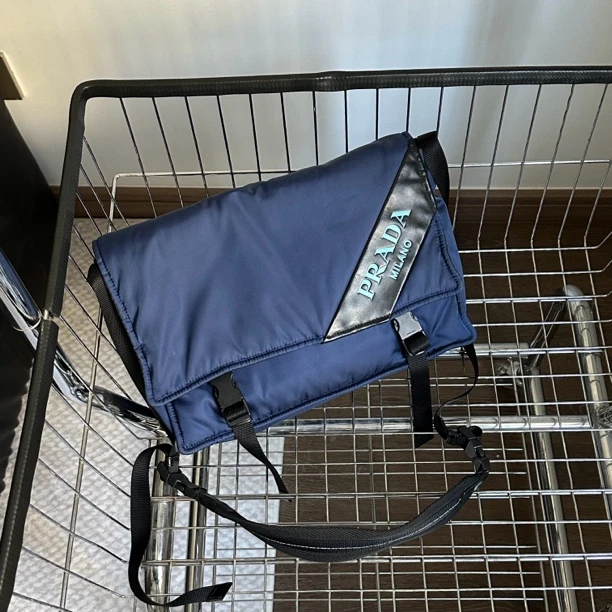 95新 Prada/普拉达 上海自播/普拉达单肩包