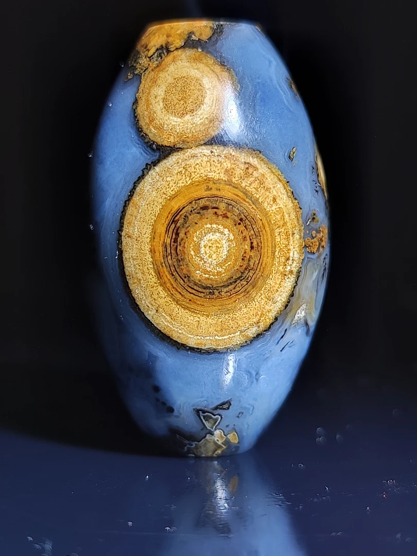 九眼石页岩蒙珠天然眼睛石，白青花黄金眼，尺寸41*24mm