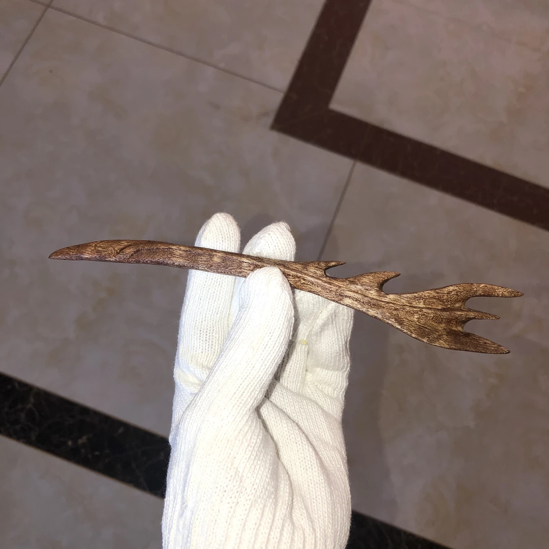 金丝楠木发簪  长度20厘米把玩孤品