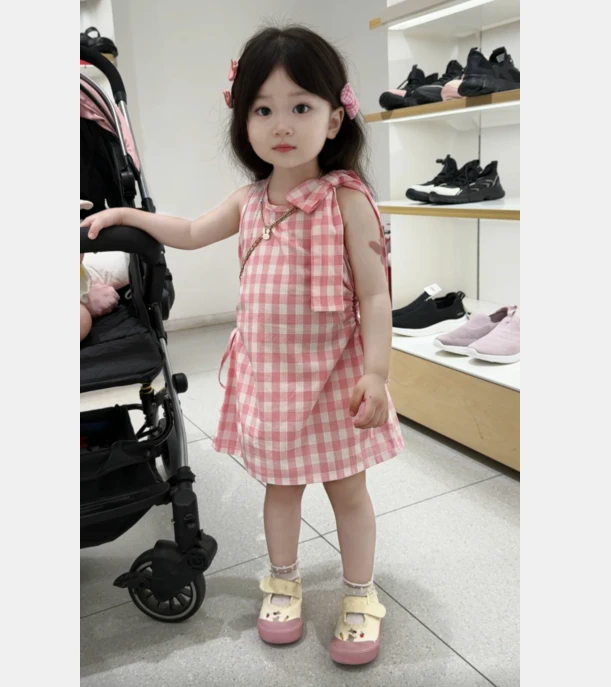 女童夏季新款无袖连衣裙女宝宝洋气抽绳镂空格子休闲裙子