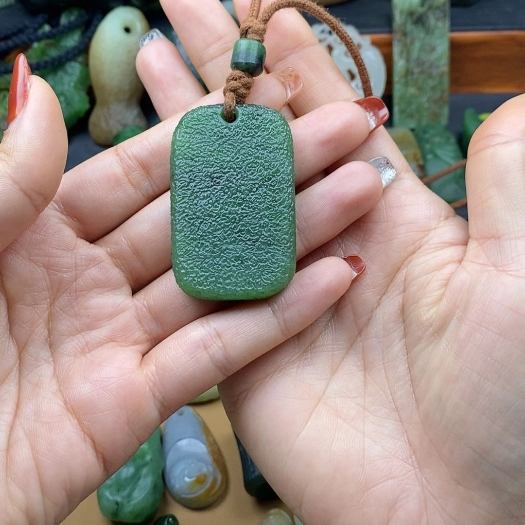 【闪购商品】和田玉颈饰未镶嵌谢*