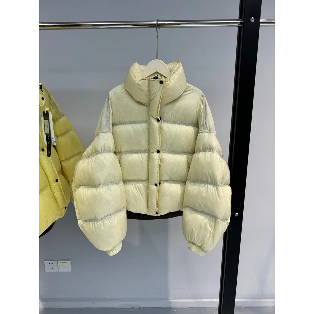 90白鸭绒 设计师款纯色云朵泡芙羽绒服 JYYRLS5001