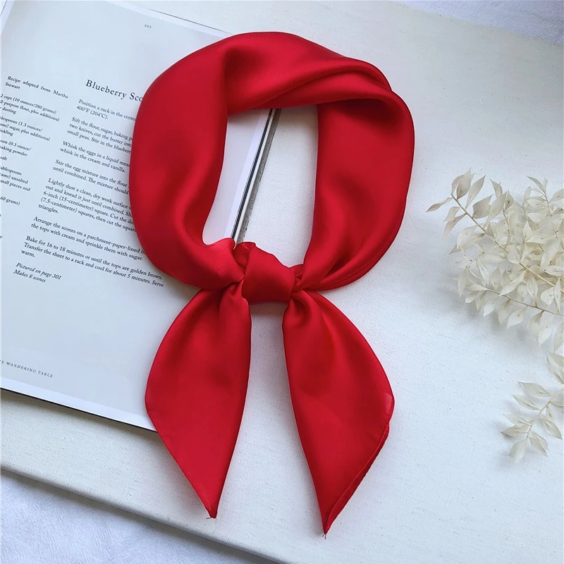 纯色夏季薄款丝巾女小方巾职业装饰领巾韩版百搭红色围脖护颈文艺