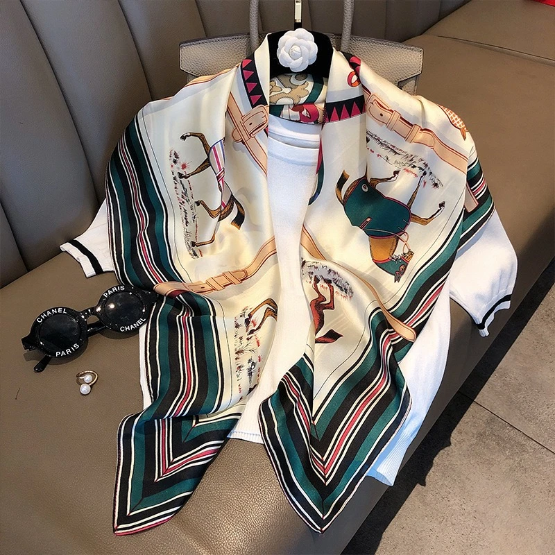 90x90大方巾女丝巾女新款丝巾春秋冬款洋气时尚妈妈披肩围巾头巾