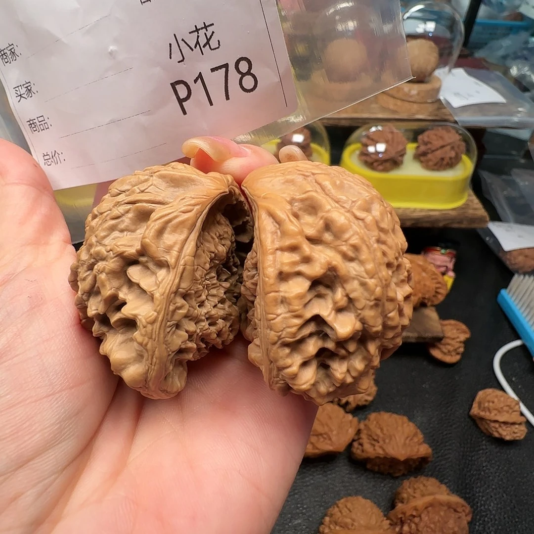 文玩核桃吊坠嘘**静h l lv tu