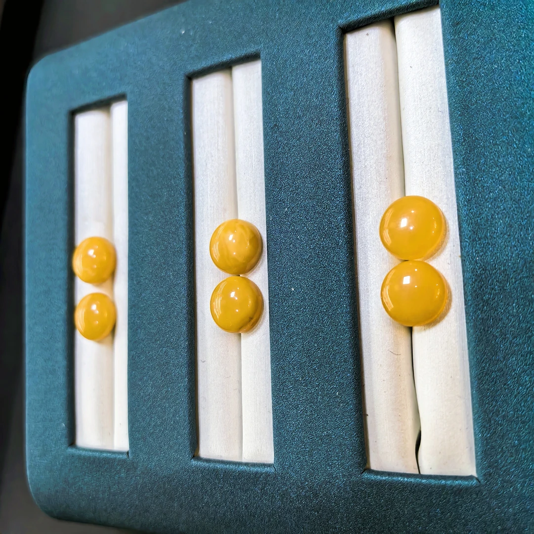 蜜蜡半珠S925耳钉JL（多样性发其一）