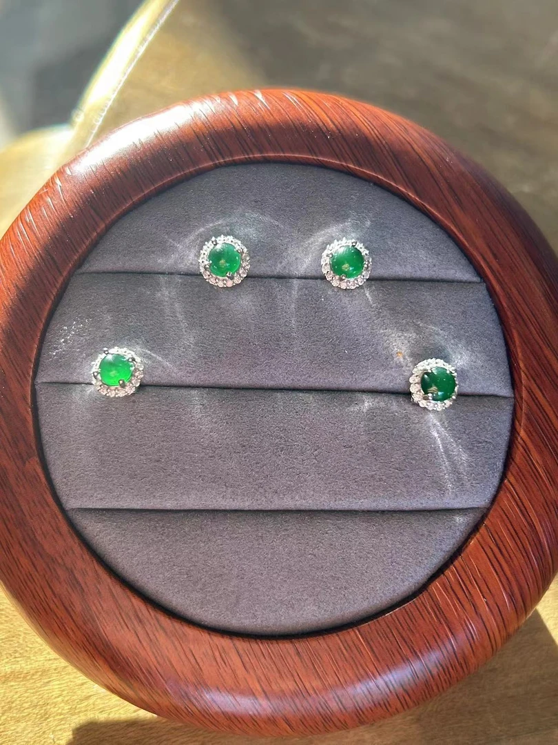 翡翠绿小耳钉 ZL（多样性发其一）