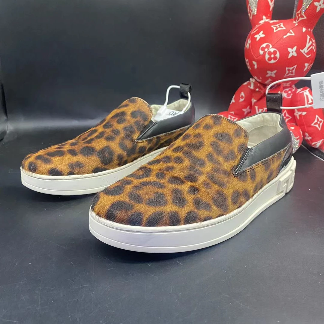 【聚星福利】范思哲/Versace95新休闲时黄色豹纹一脚蹬板鞋39.5欧码