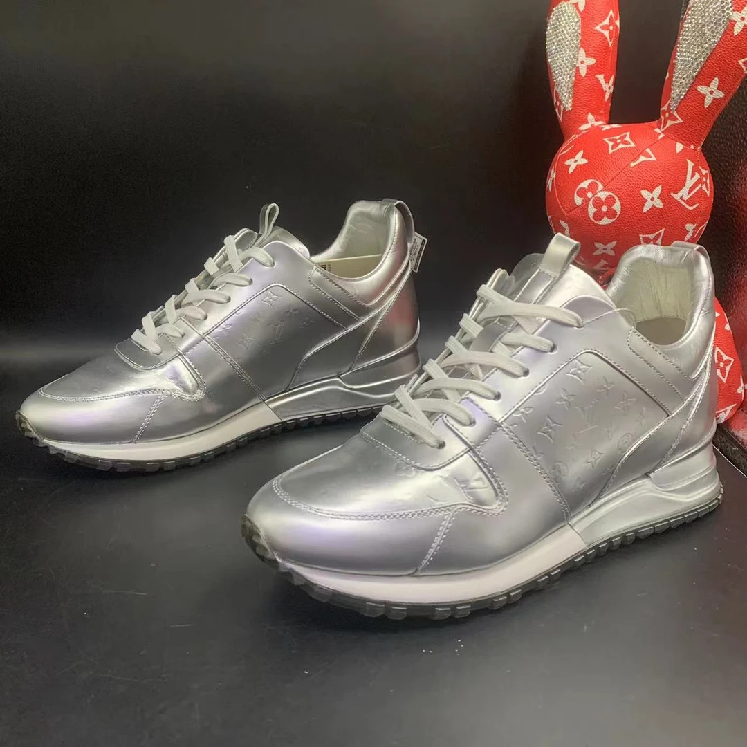 【聚星折扣】LouisVuitton/路易威登银色runaway运动鞋38欧ddm311