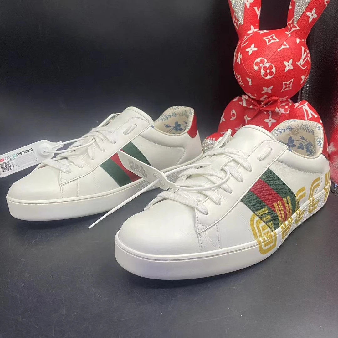 【聚星福利】GUCCI/古驰95新休闲舒适白色金标logo板鞋42欧码ddm956