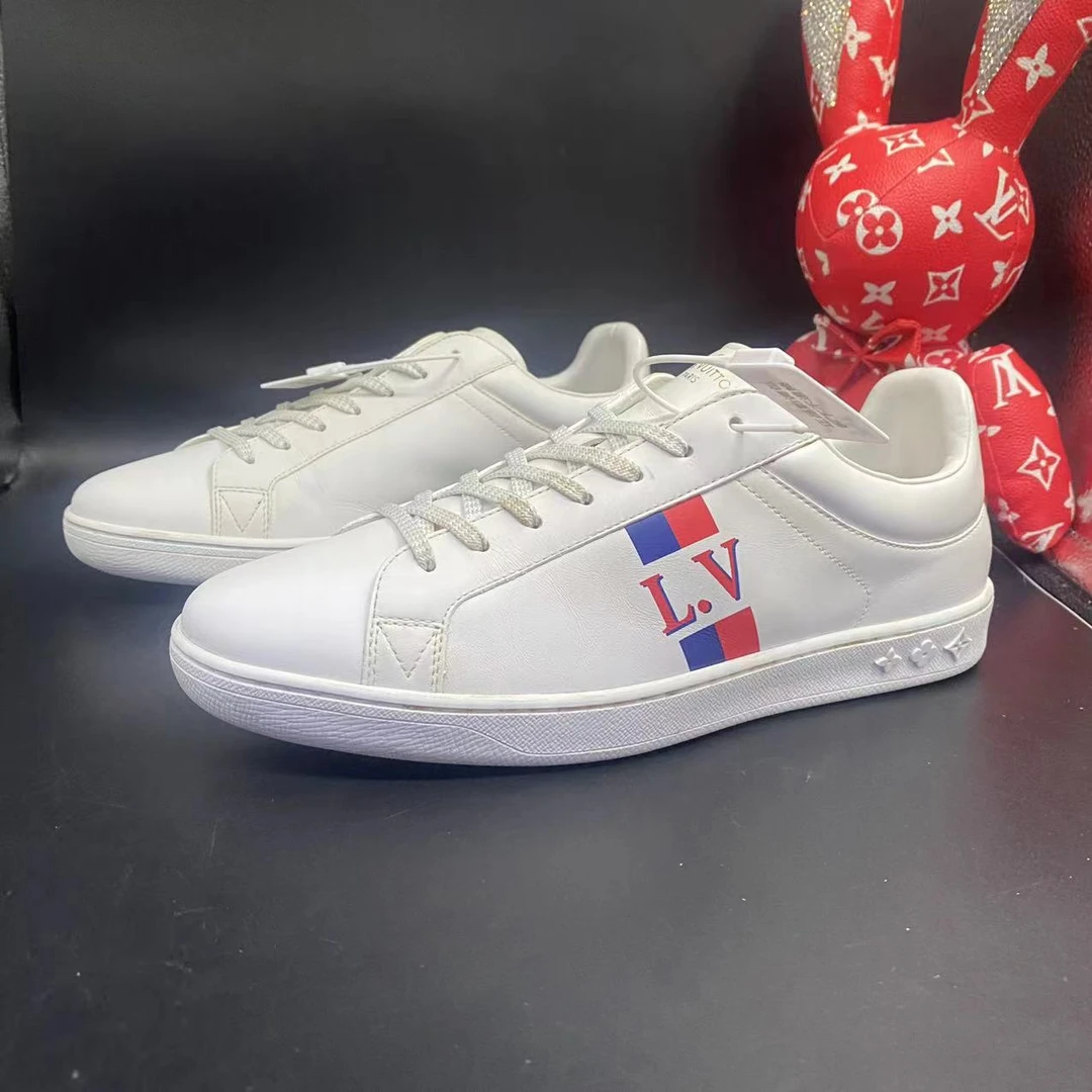 【聚星折扣】路易威登/Louisvuitton白色红蓝logo板鞋39.5欧码ao