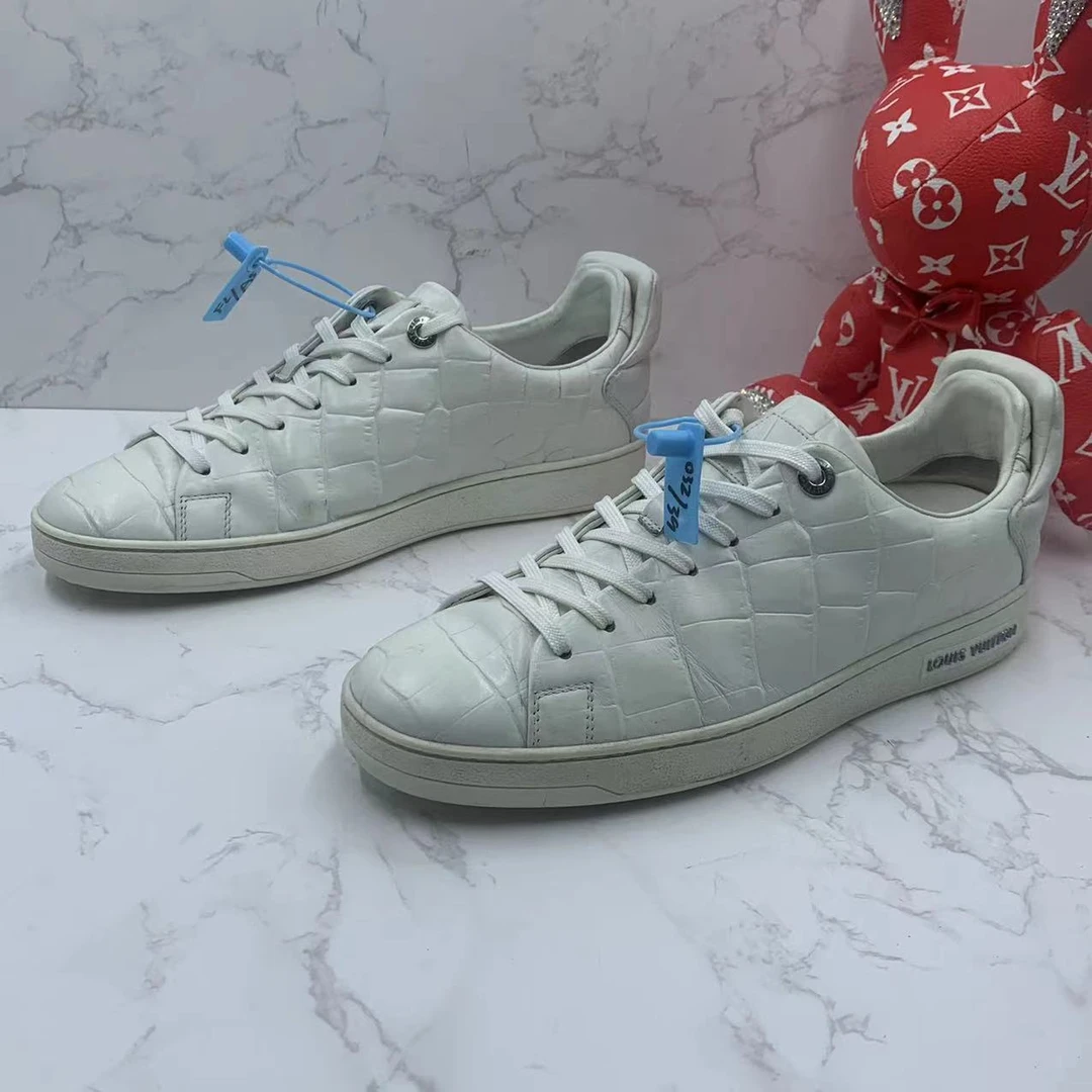 【聚星福利】LouisVuitton/路易威登男士白色方块纹板鞋39欧码