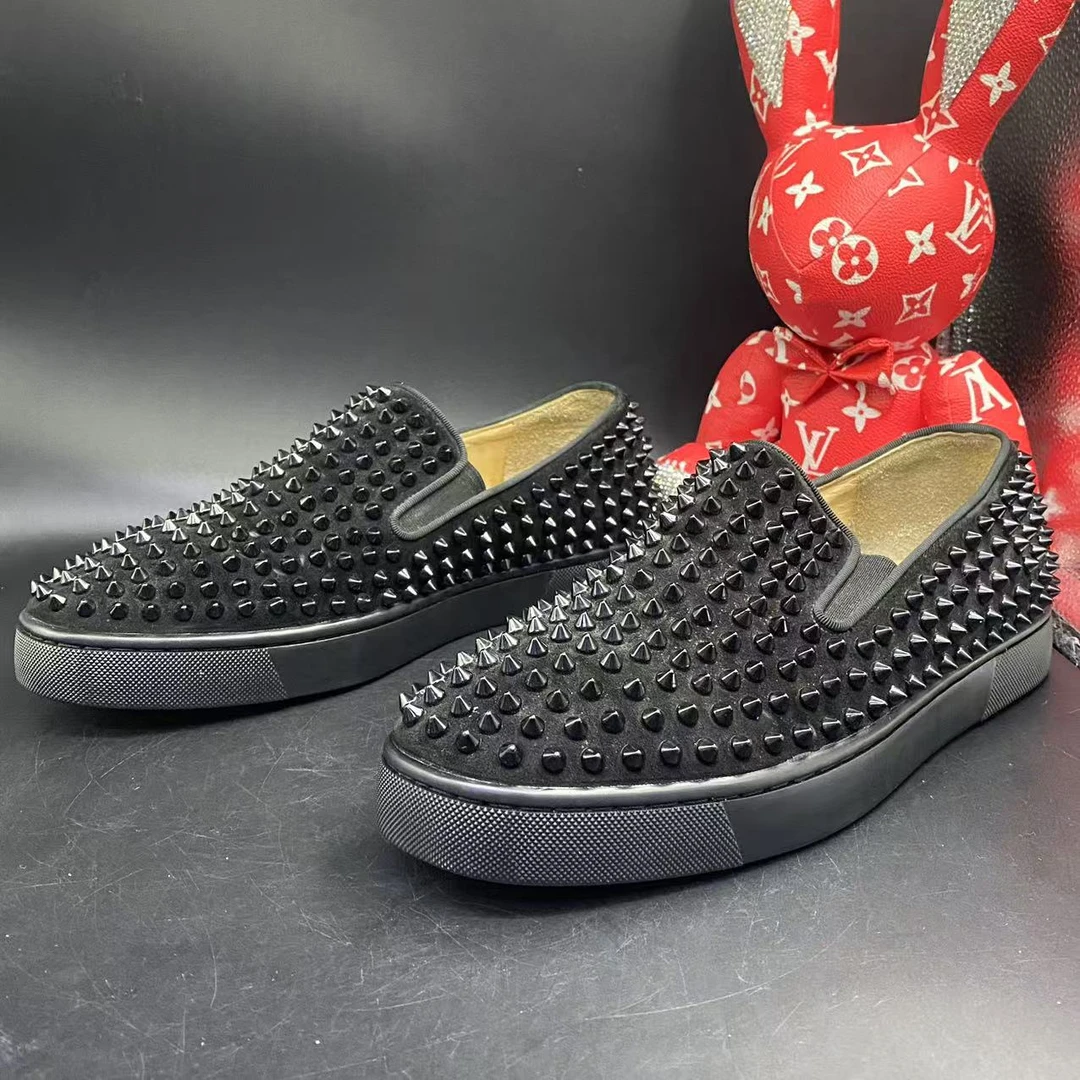 【聚星福利】ChristianLouboutin/路铂廷黑色铆钉一脚蹬41码ddm1000