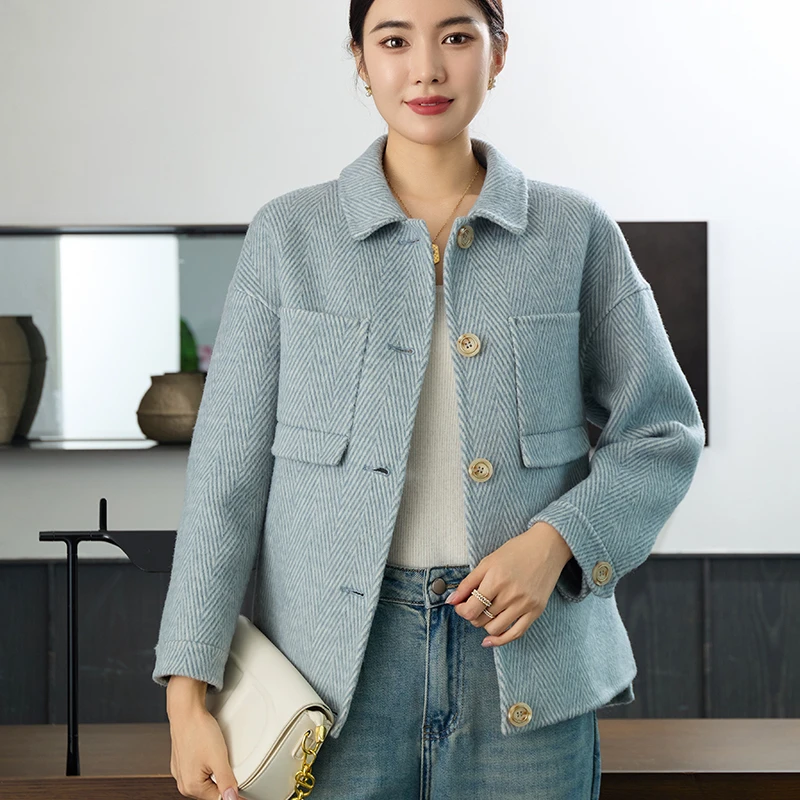 加厚面料双面呢大衣保暖效果好休闲百搭短款外套