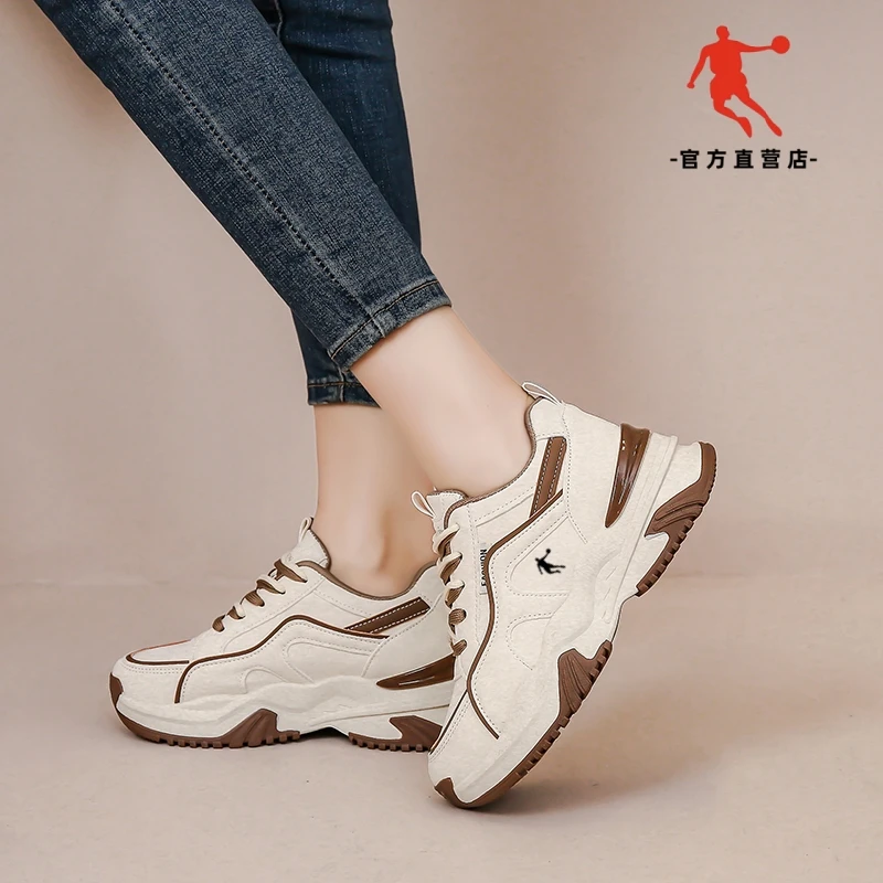 正品女鞋2023年秋冬季新款百搭老爹鞋防滑软底休闲增高运动鞋女款