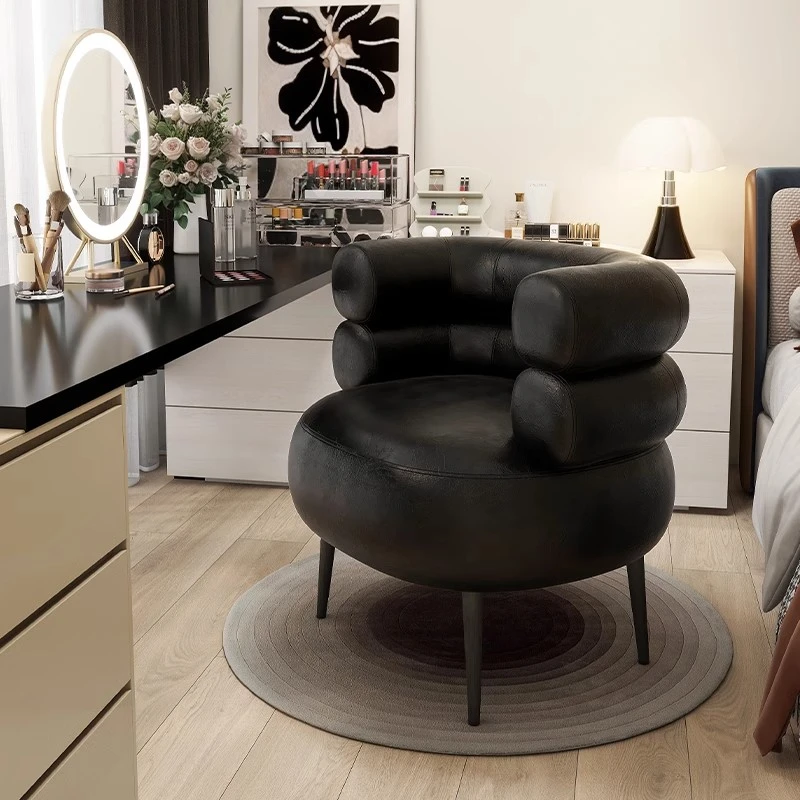 卧室轻奢化妆椅高级感女生衣帽间梳妆台凳子家用单人小沙发美甲椅