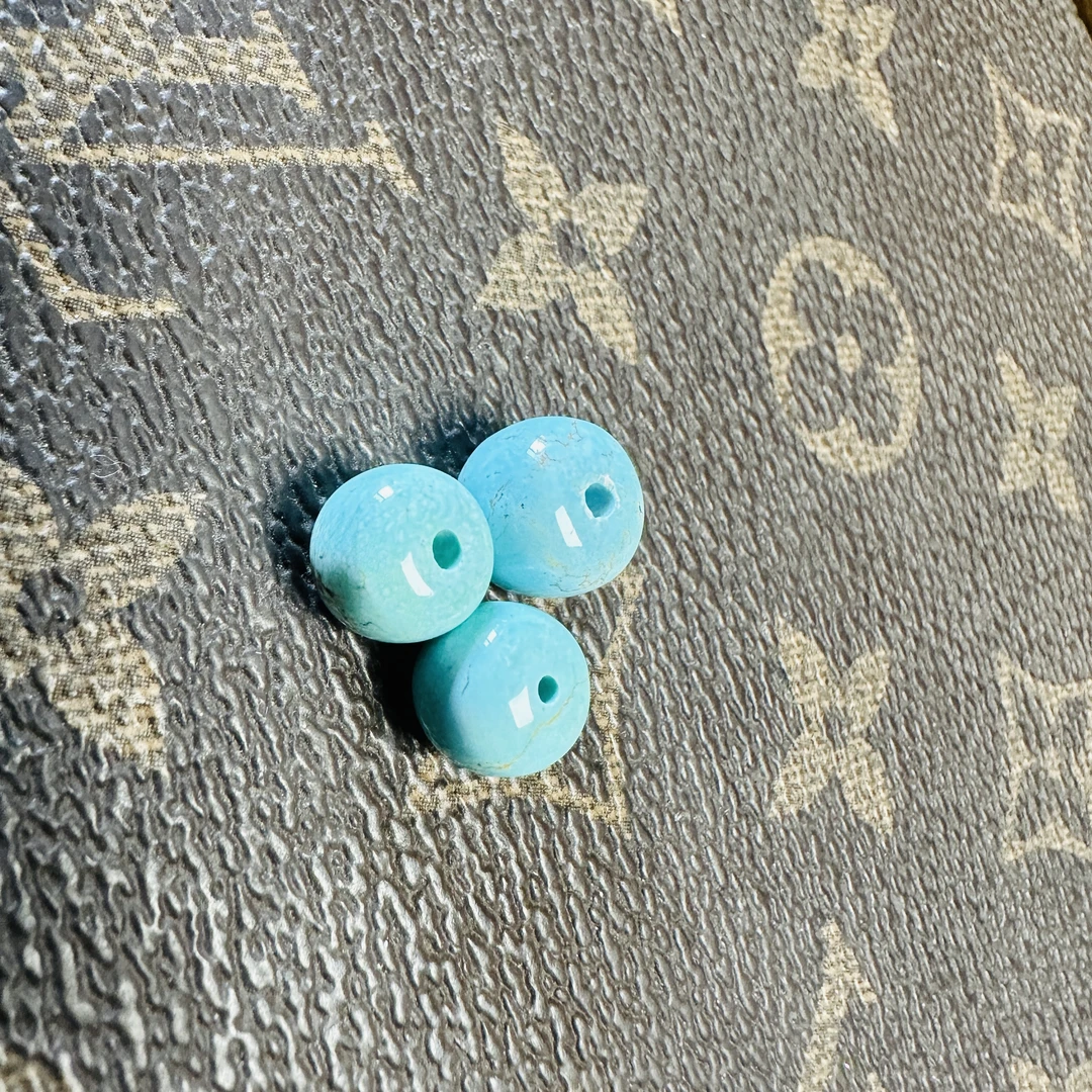 【佳哥推荐】11  绿松石单珠-尺寸10左右（99999）