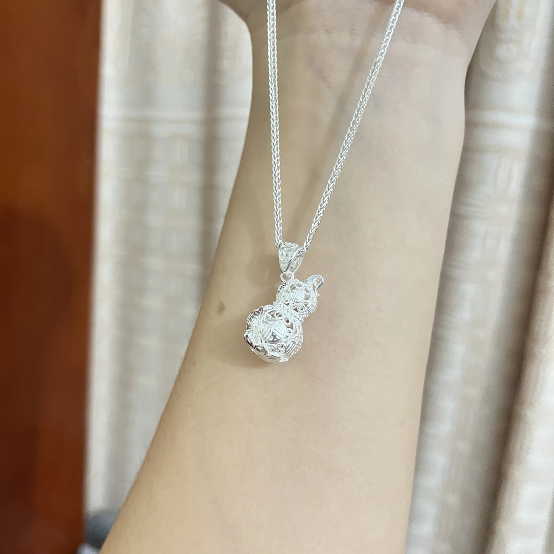 坠链均足银 葫芦吊坠项链纯银999女不掉色小众轻奢时尚高级感饰品