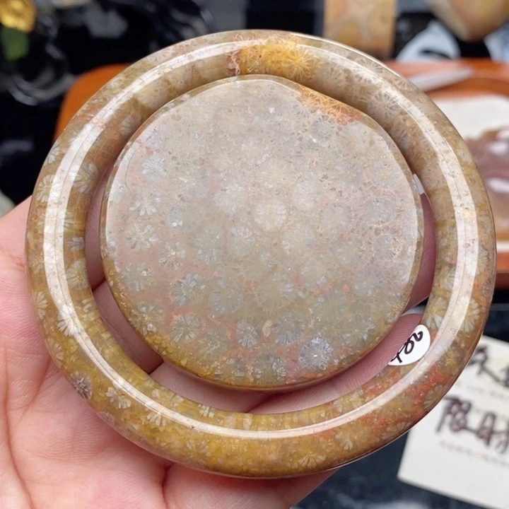 硅化珊瑚（珊瑚玉）手镯未镶嵌55.5