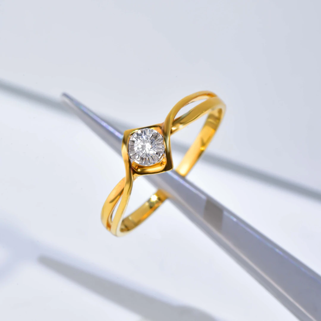 18k金戒指#14号圈口#天然南非真钻#轻奢#送对象的礼物#气质灵动