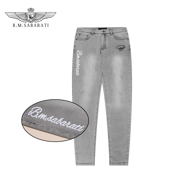 B.M.SABARATI 秋冬新品男装字母刺绣灰色简约百搭宝马牛仔裤男T