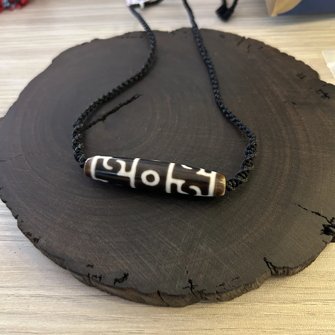 壹加思默-莲师三眼锁骨链多样性发一