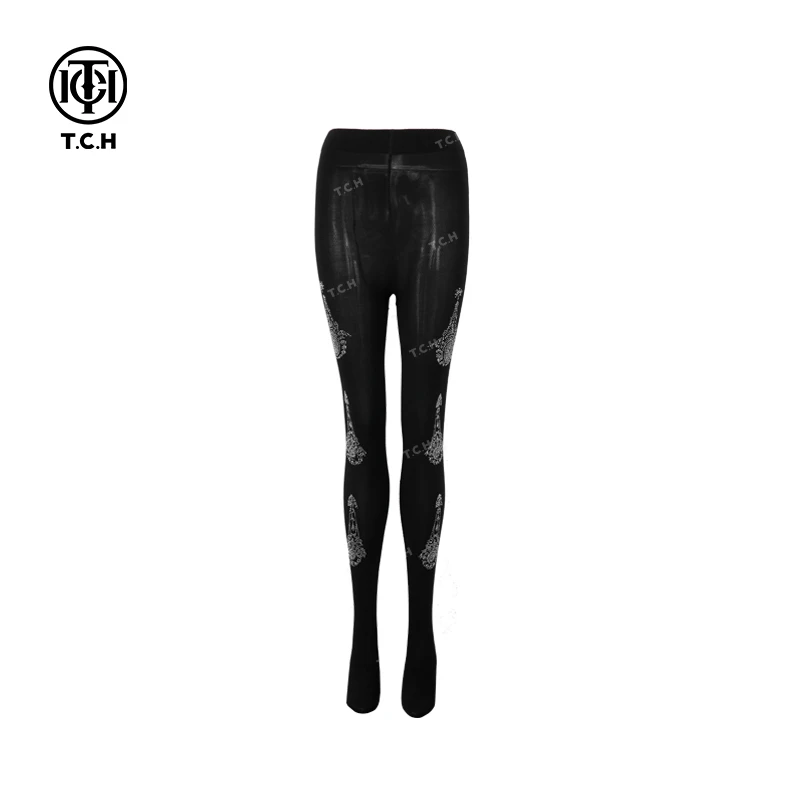 私服-TCH潮牌黑色底银色字母烫钻打底裤T72C23E5017