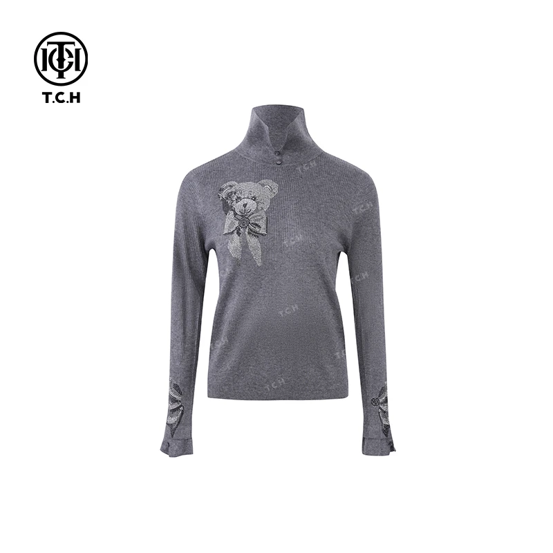 私服-TCH潮牌24秋冬新款小熊灰色高领针织衫T72C09E5182