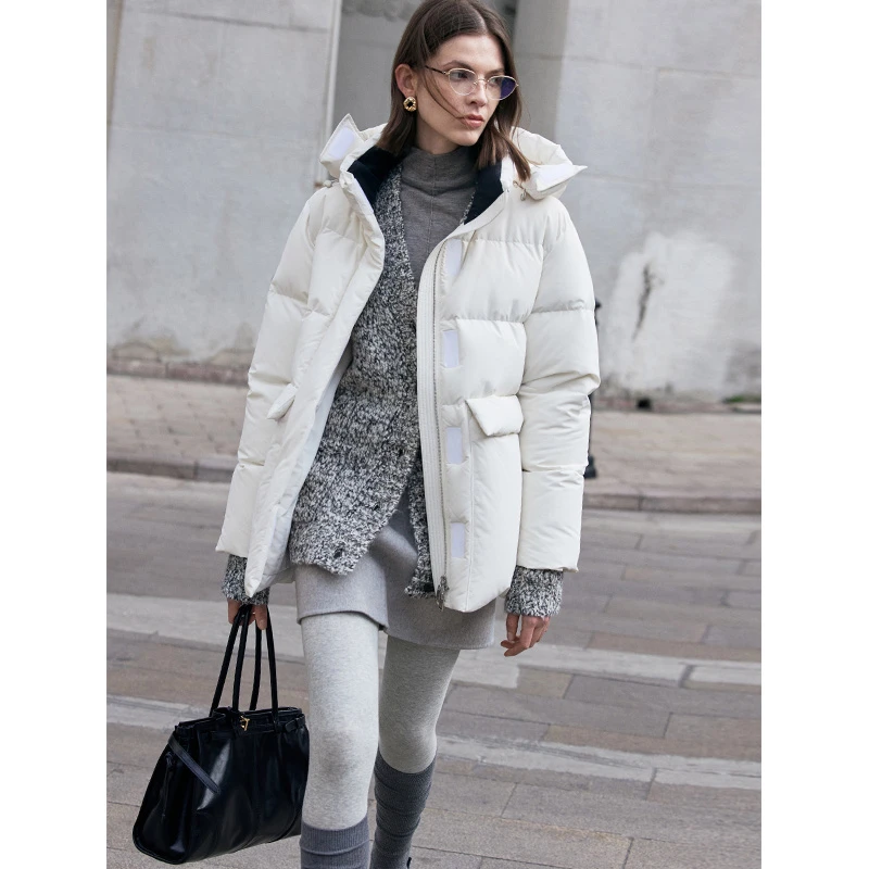 D家 很恣意的parka羽绒服 时髦老钱 轻量高蓬同奢'牌面料 Y34936