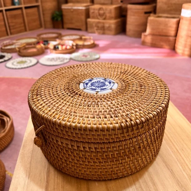 秋藤美越南藤编手工编织 22*10圆形瓷片茶饼盒普洱茶叶盒家用储物
