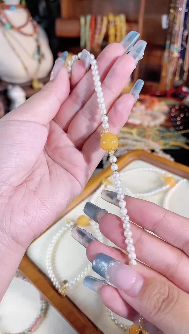 【闪购商品】淡水珍珠手链银S925镶嵌多样性发货其一