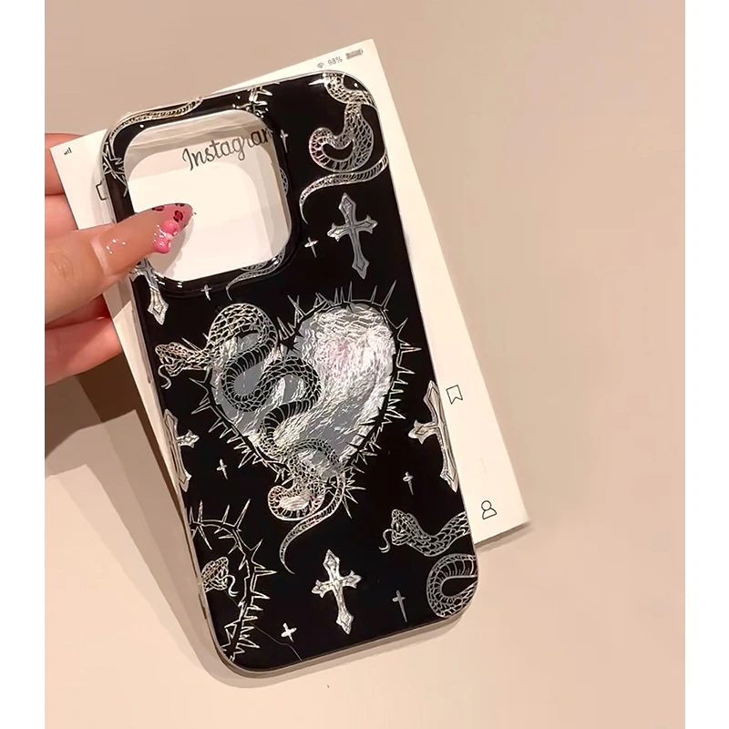 暗黑风克罗心蛇适用iPhone16苹果13promax手机壳15复古14/11冰川