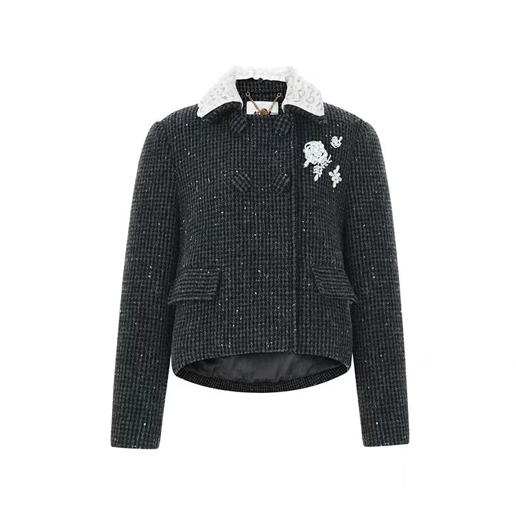 LeFame/拉飞姆LF24D51SC120冬季新品蝴蝶结造型A摆层叠花边领外套