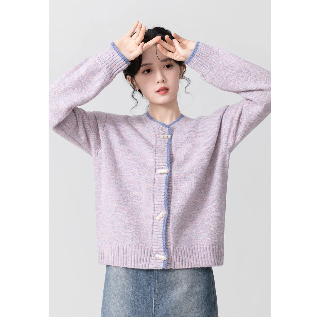 紫色牛角扣毛衣外套女2024秋冬新款温柔软糯加厚针织开衫别致上衣