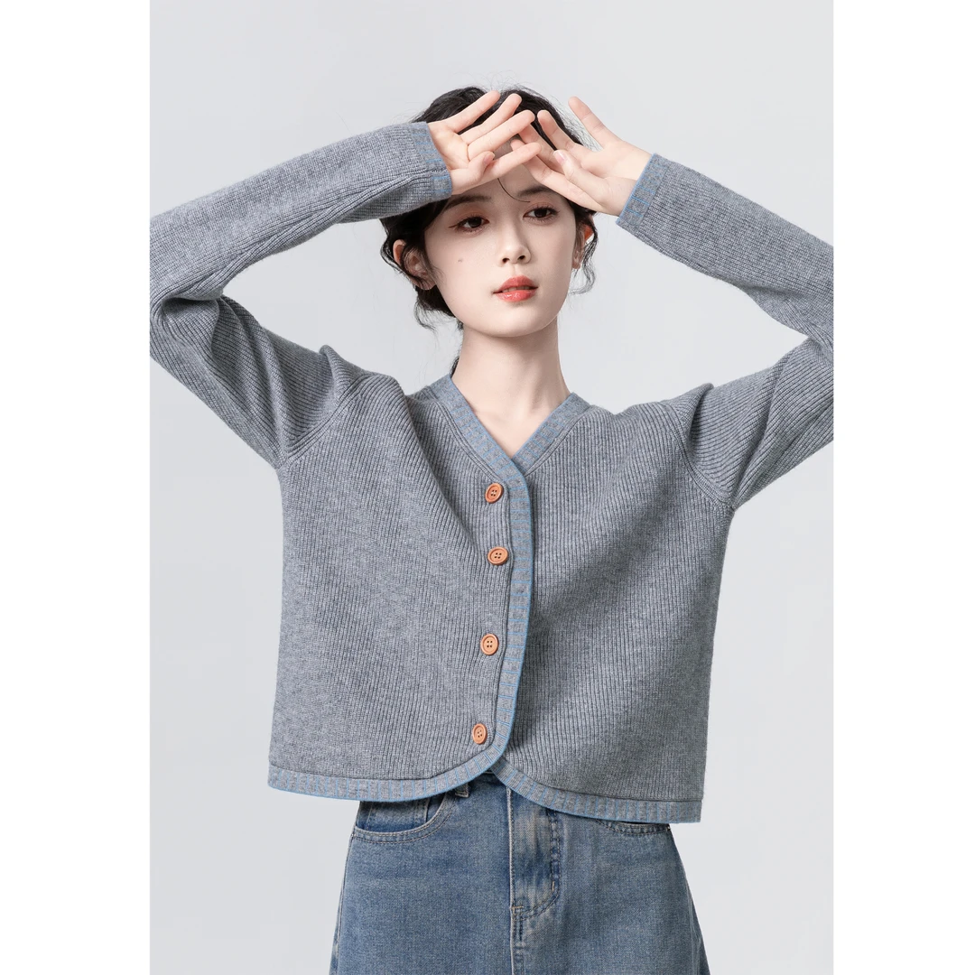 灰色V领针织开衫外套女春秋2025新款复古设计感撞色毛衣短款上衣